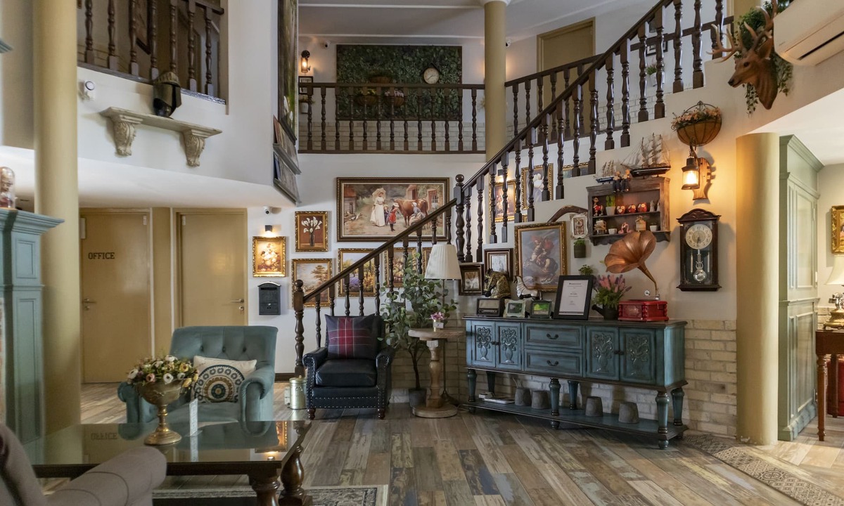 Taman Istana House | The Tudor