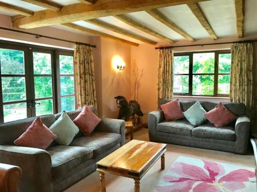 Petersfield House | The Turkey House