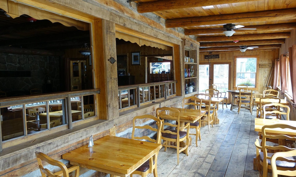 Twin Lakes Hotel | The Twin Lakes Inn