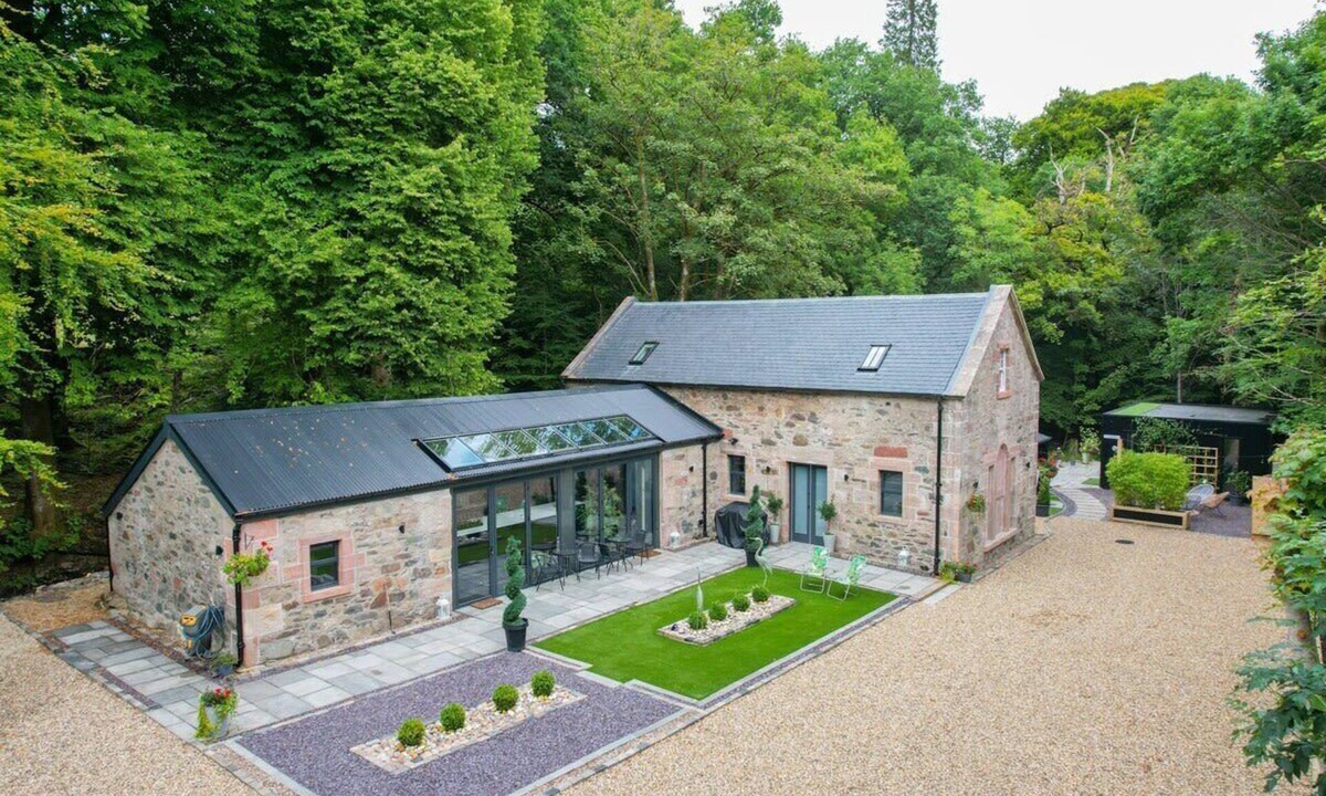 Alexandria House | The Ultimate Luss Retreat