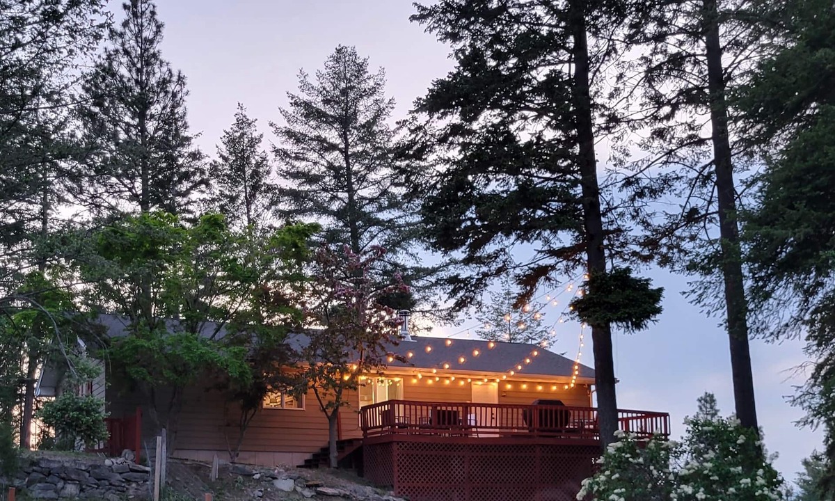 Finley Point House | The Ultimate Sunset on Flathead Lake
