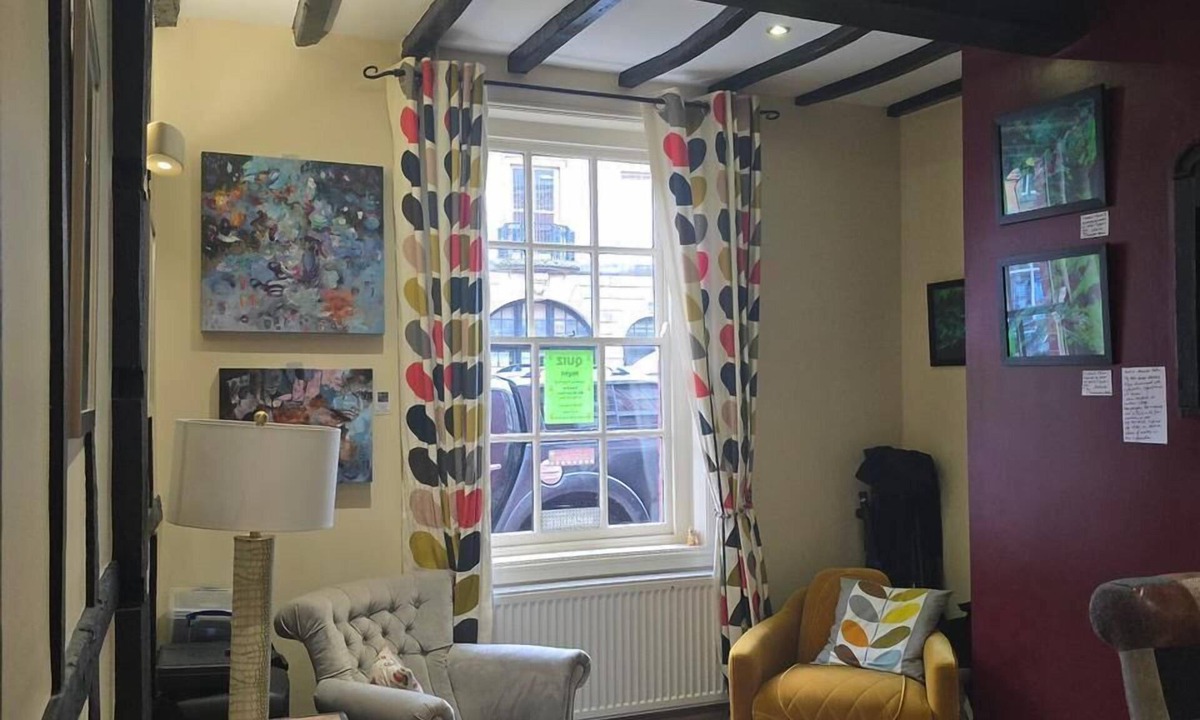 Llanidloes Hotel | The Unicorn Hotel