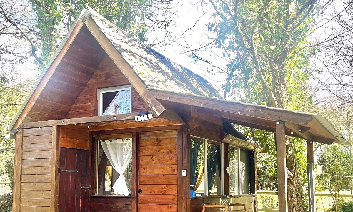 Beaufour-Druval Ski Chalet | The unusual chalet des chênes, cosy in nature