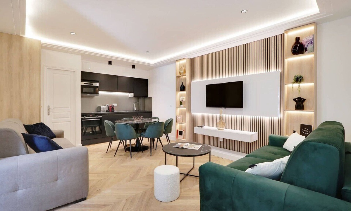 Porte-Saint-Martin Apartment | The Upper Marais Superb apartment for 6 people