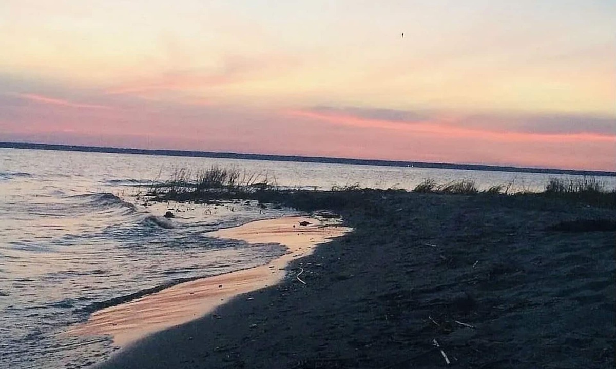 Escanaba Cottage | The Upper Peninsula's Hidden Gem