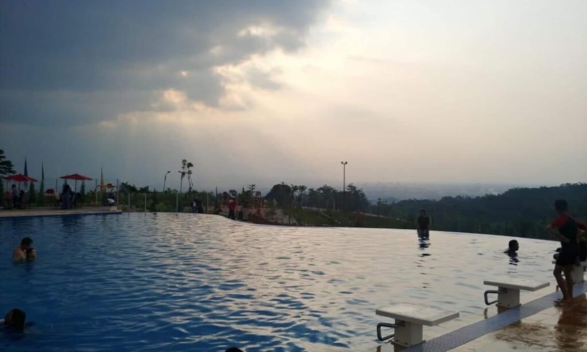 Malang House | The Valley Guesthouse