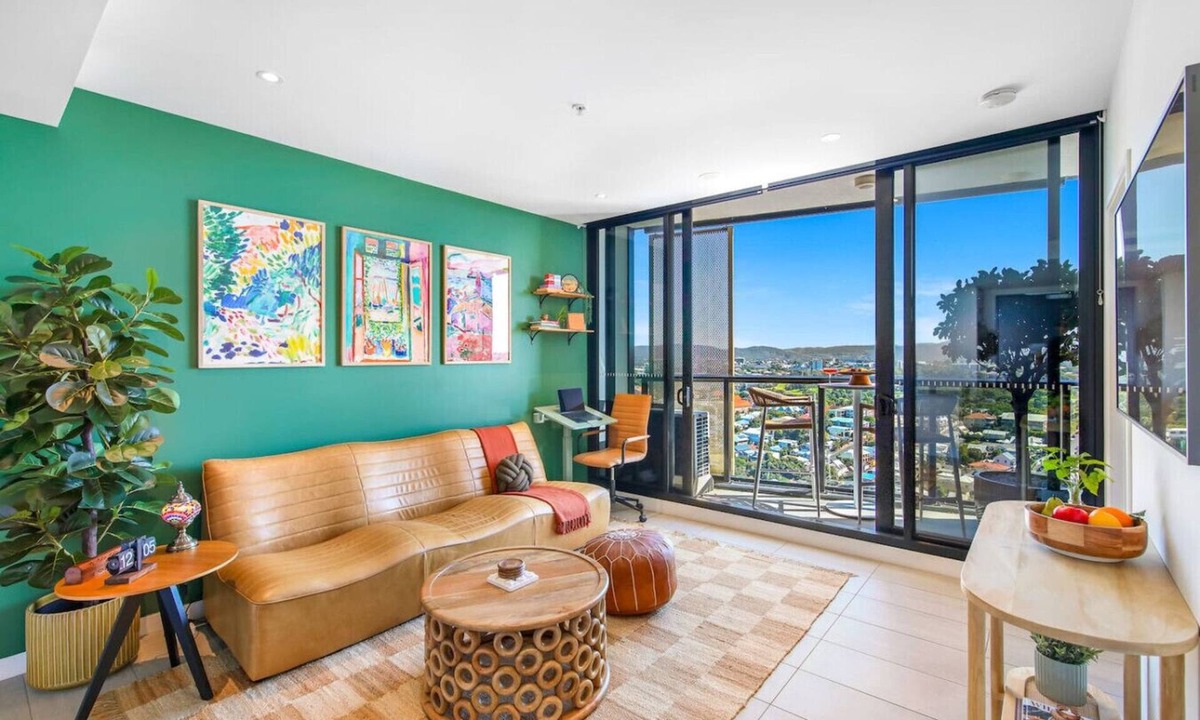 Fortitude Valley Apartment | `The Valley Vibe! That View`