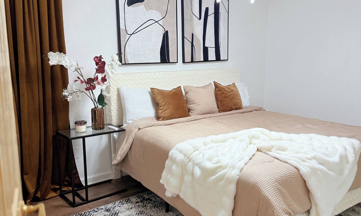 Northside House | The Valors cottage a cozy, warm, welcoming Escape