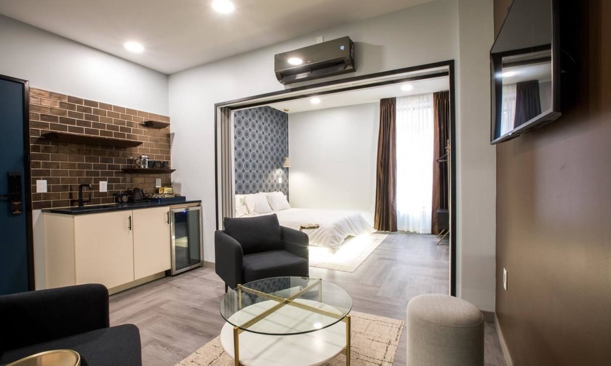 Houghton Hotel | The Vault Hotel
