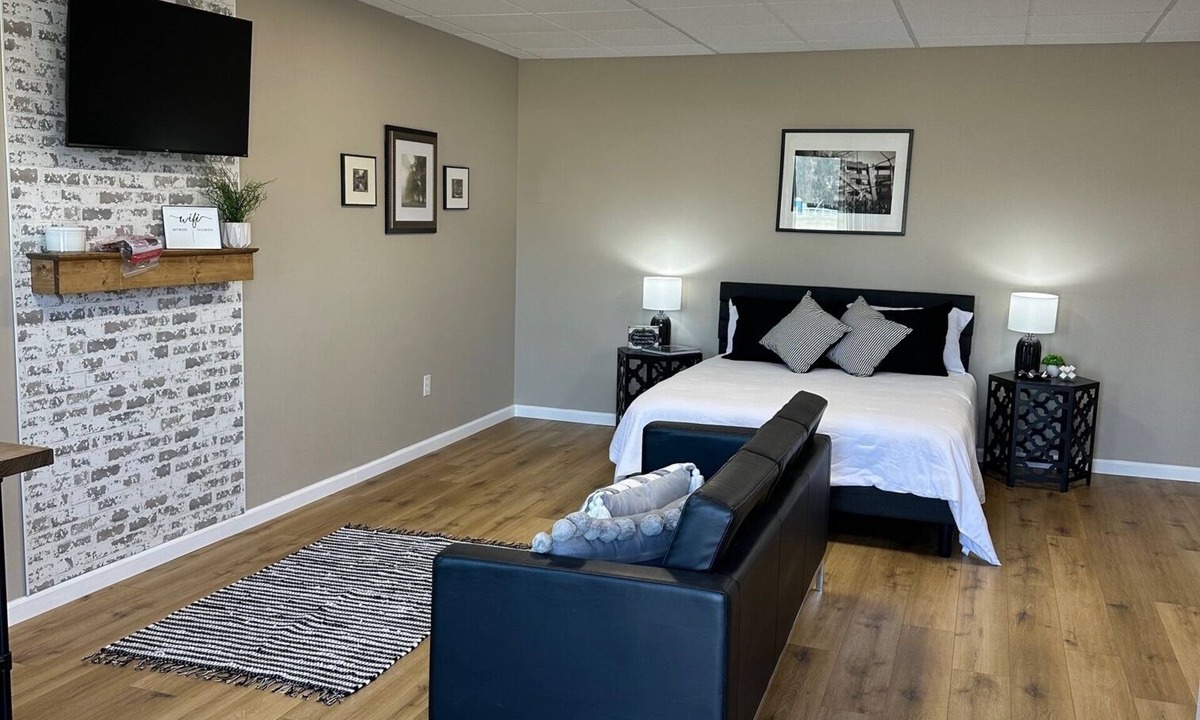 Hermann Apartment | The Venue at Hermann