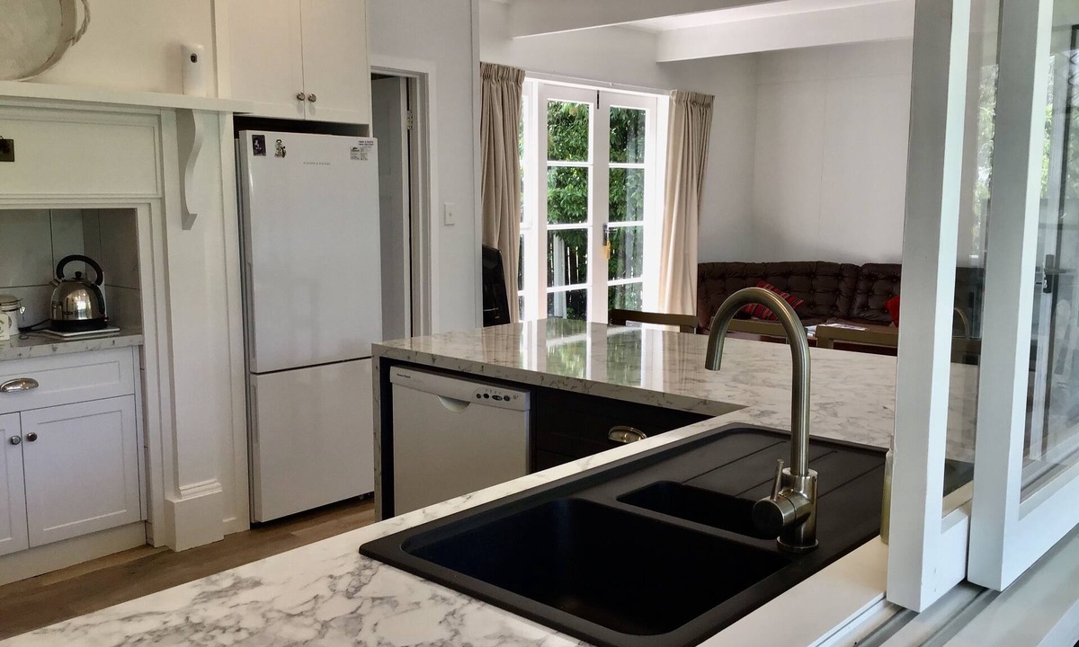 Gisborne House | The Verandah at Gisborne