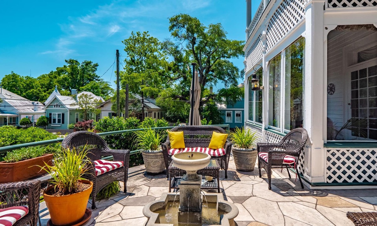 Wilmington Historic District Bed & Breakfast | The Verandas