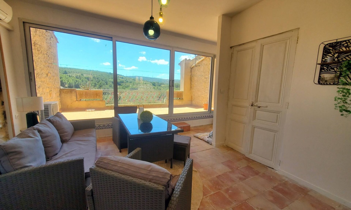 Portel-des-Corbieres House | The Via Domitia - Mansion