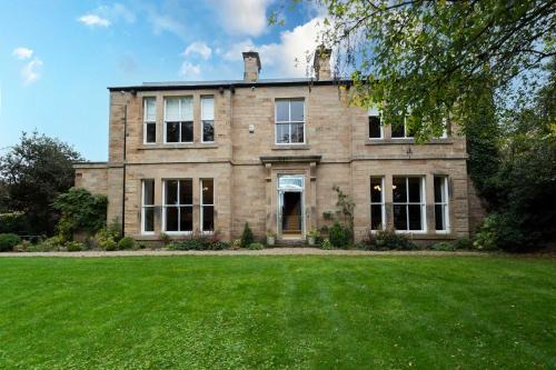 Billingham House | The Vicarage & Annexe