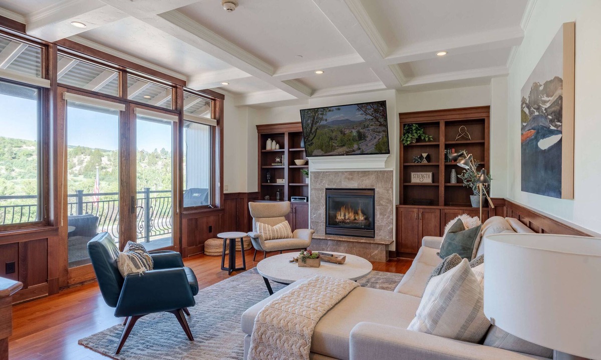 Downtown Steamboat Springs Condo | The Victoria Downtown | Prime Downtown Location | Pet Friendly