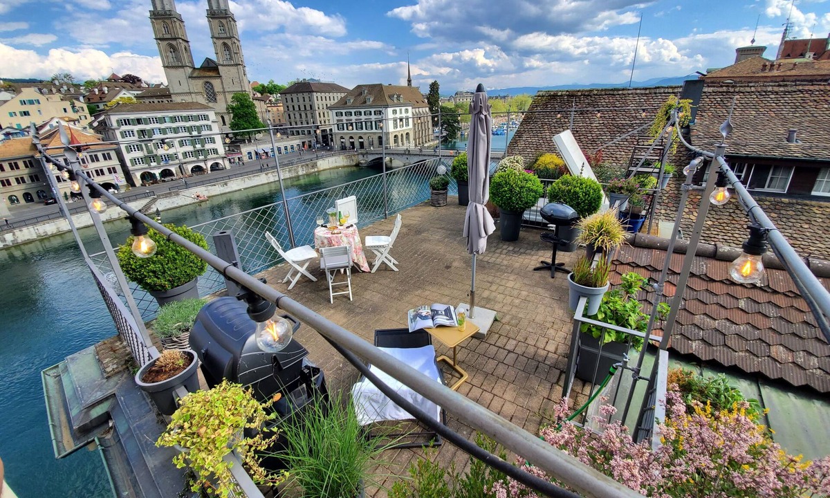 Hochschulen House | THE VIEW miracle penthouse riverside