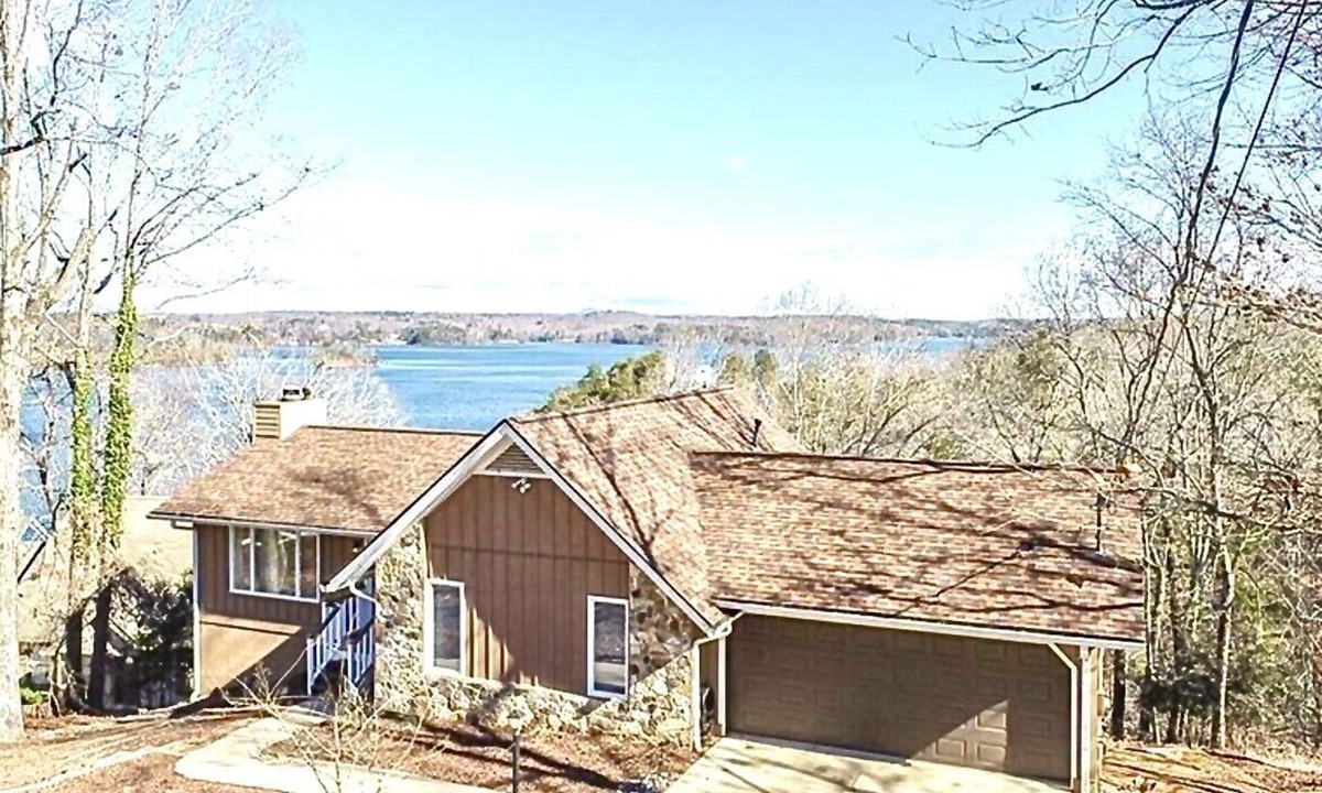 Gainesville Villa | The View on Lake Lanier lake view & dock.