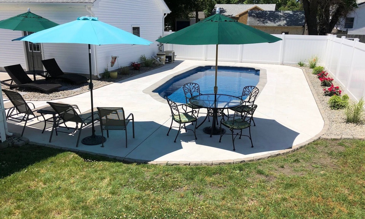 North Cape May House | The Villa By the Bay POOL NOW OPEN! Private Heated Pool & Hot Tub!