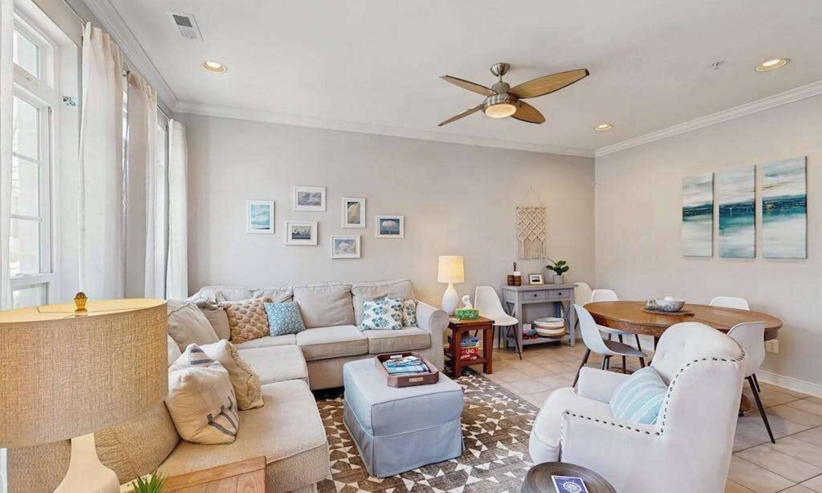 Villages of Five Points Condo | The Villages of Five Points condo w/community pools, tennis courts, shops