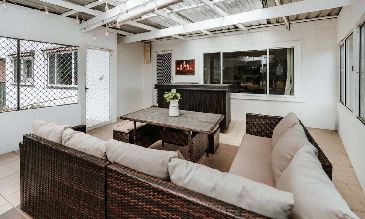 Nowra House | The Waratah Escape Nowra