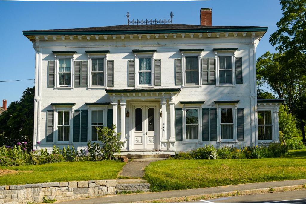 Waldoboro House | The Waldoboro Inn