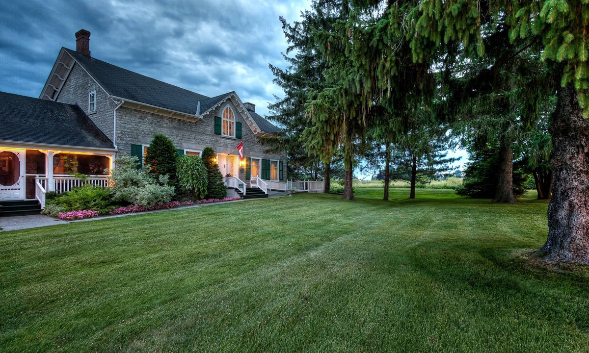 Picton Hotel | The Waring House