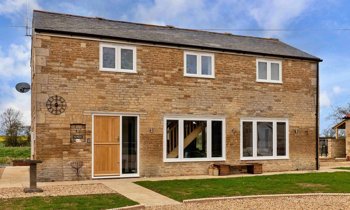 Thurlby Ski Chalet | The Warren