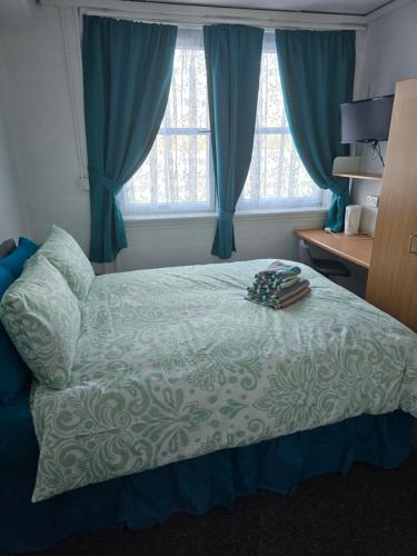 Greenock Hostel | The Waterfront