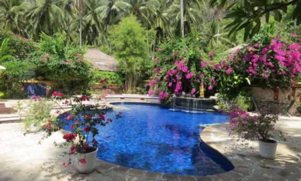 Candi Dasa Hotel | The Watergarden