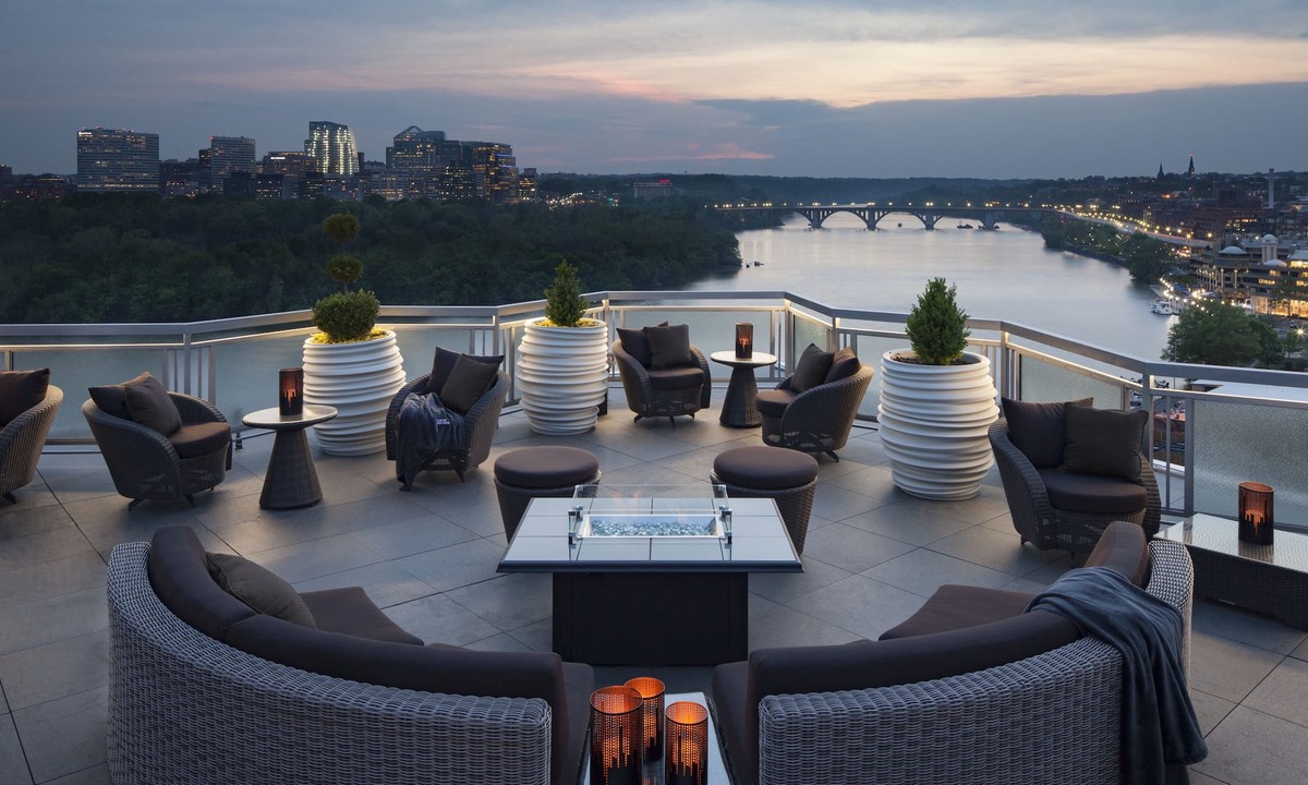 Foggy Bottom Hotel | The Watergate Hotel