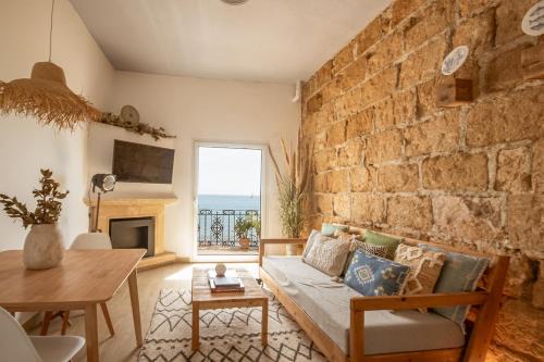 Aduanas Apartment | The Wave House