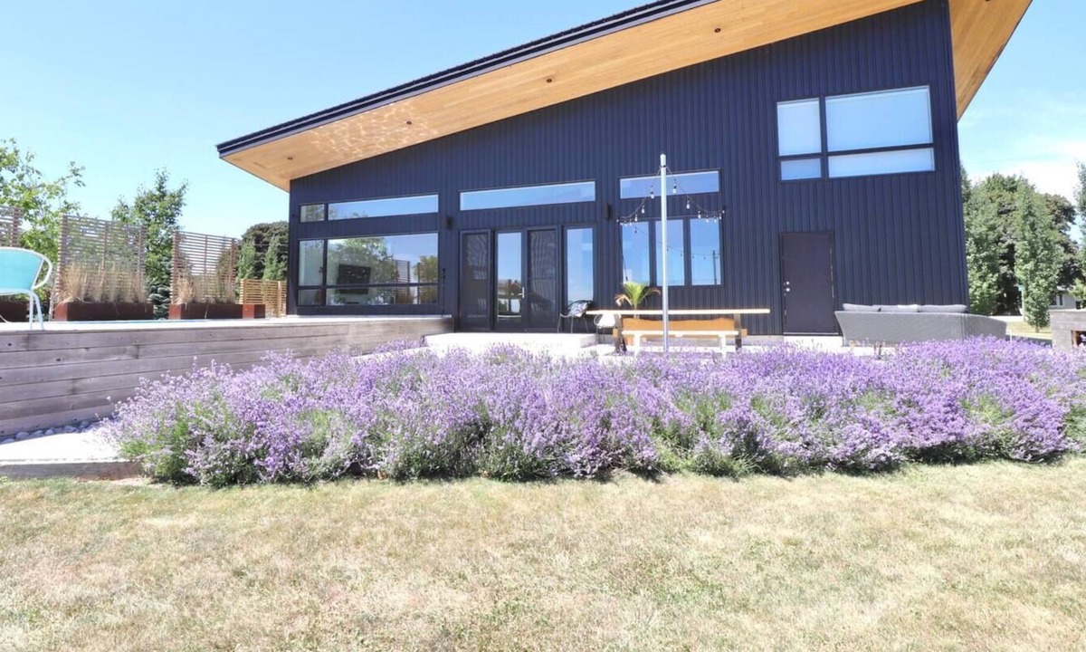 Merlin House | The Wave House | Waterfront, Pool, Sauna