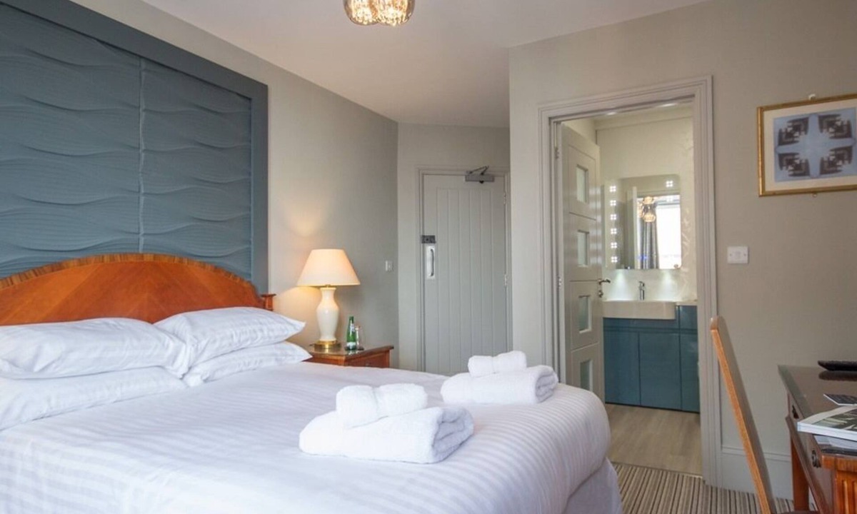 Bexhill-on-Sea Bed & Breakfast | The Wayfarer