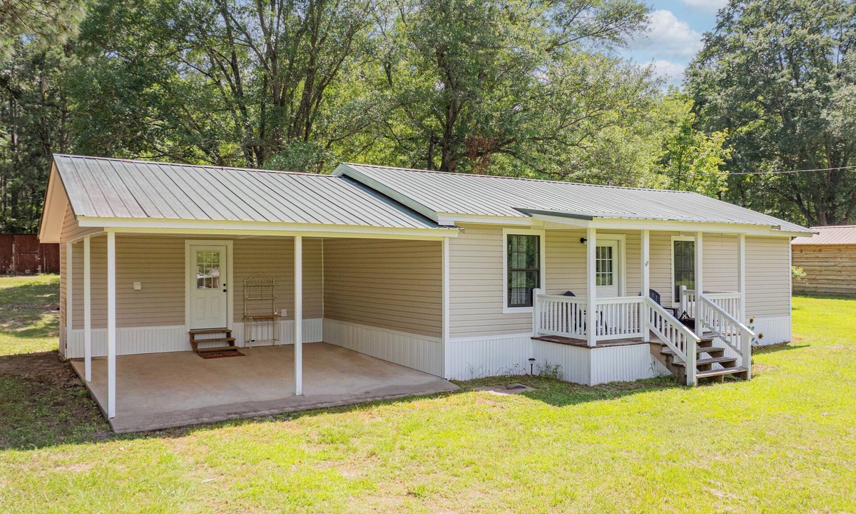 Avinger House | THE WELL HOUSE at SELAH RESORT