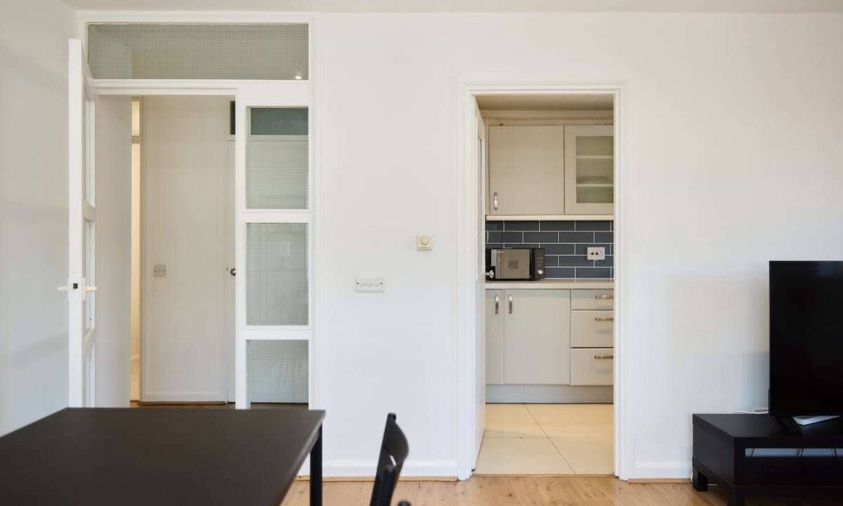 West Hampstead Apartment | The West Hampstead Base - Central 2BDR Apartment