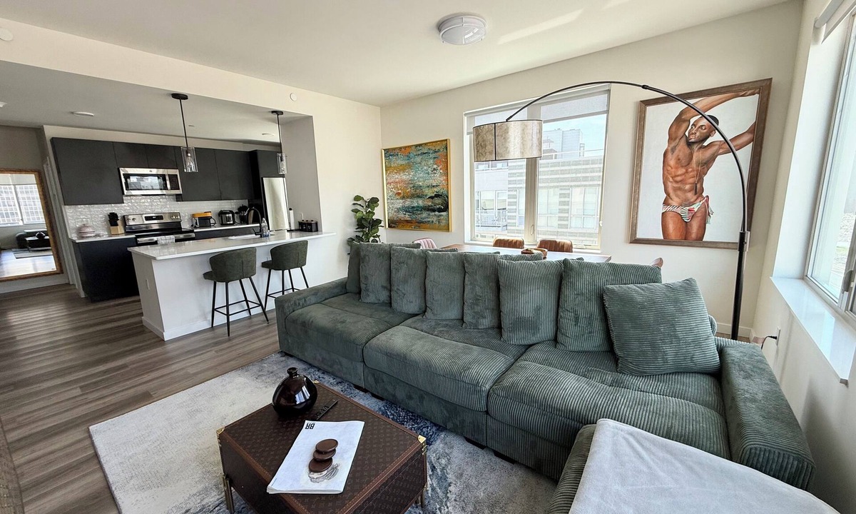 White Plains Apartment | The Westchester Experience. Free parking!