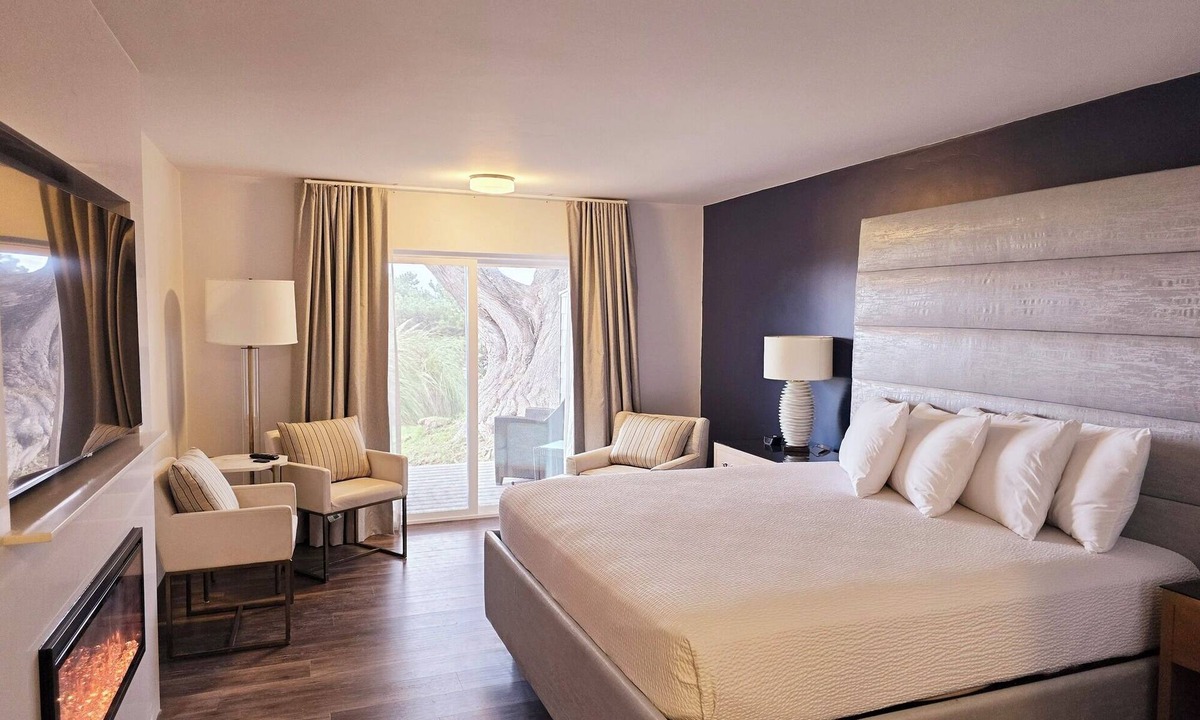 Gold Beach Hotel | The Whale Watching Inn