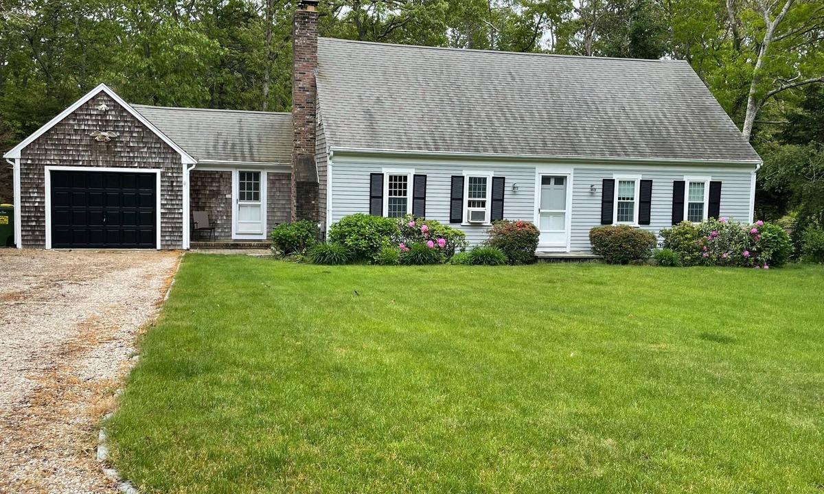 East Harwich House | The Whales Tail - family Cape Cod getaway