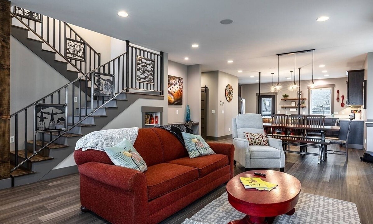 Helena House | The Wheelhouse on Main