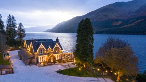 Letterfinlay House | The Whispering Pine Lodge