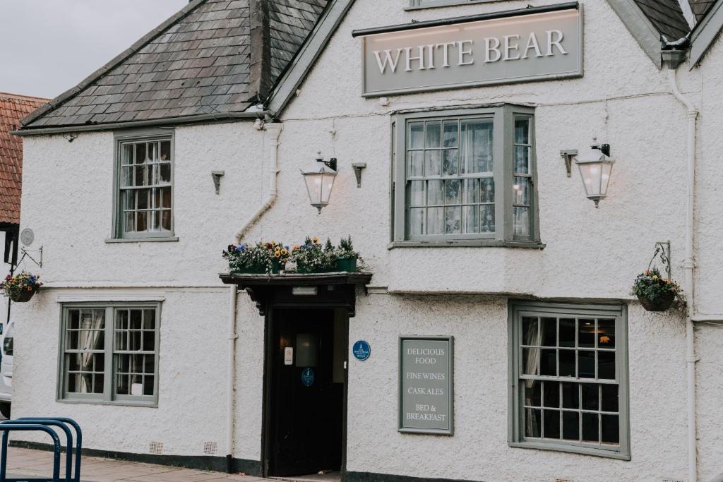 Devizes Bed & Breakfast | The White Bear