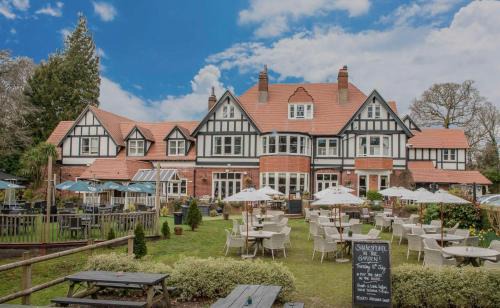 Burley Hotel | The White Buck