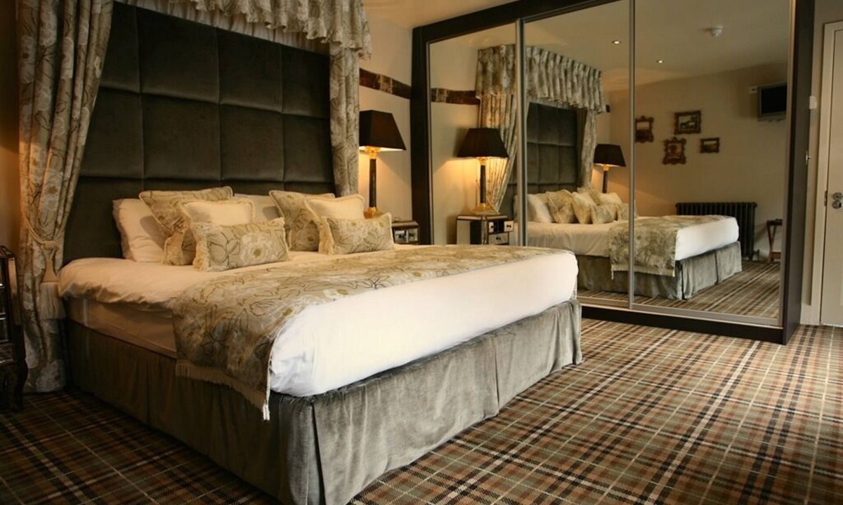 Great Yeldham House | The White Hart Hotel