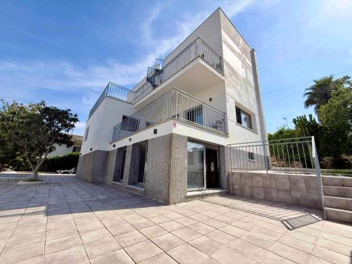 Cunit House | The White House