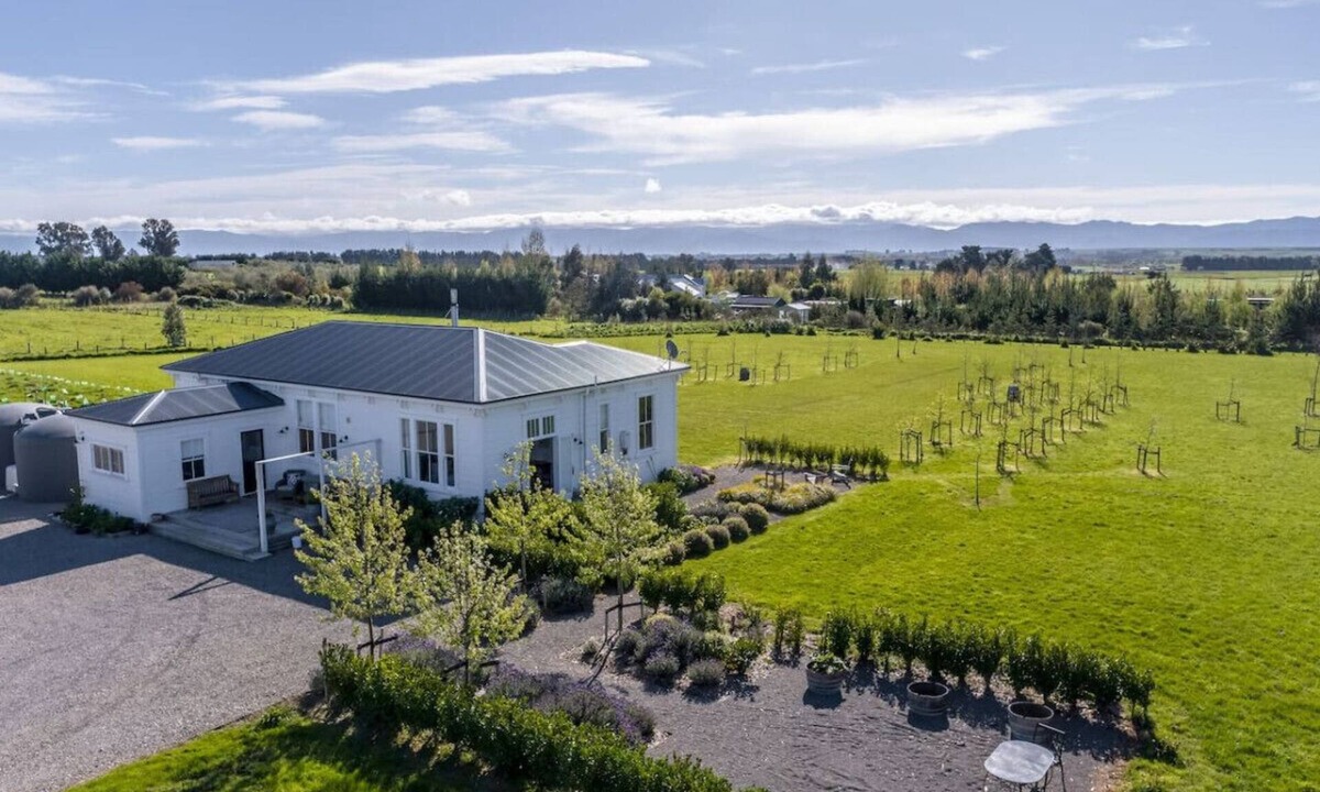 Dyerville House | The White House Martinborough