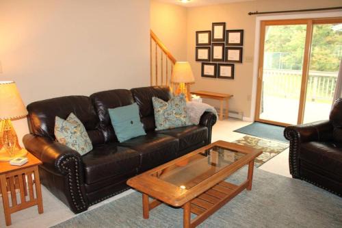 North Woodstock House | The White Mountain Escape