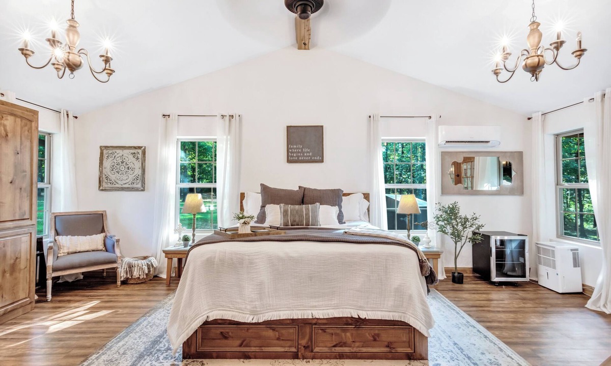 Smithville Other | The White Oak Cabin | Adults-Only Mountain Retreat
