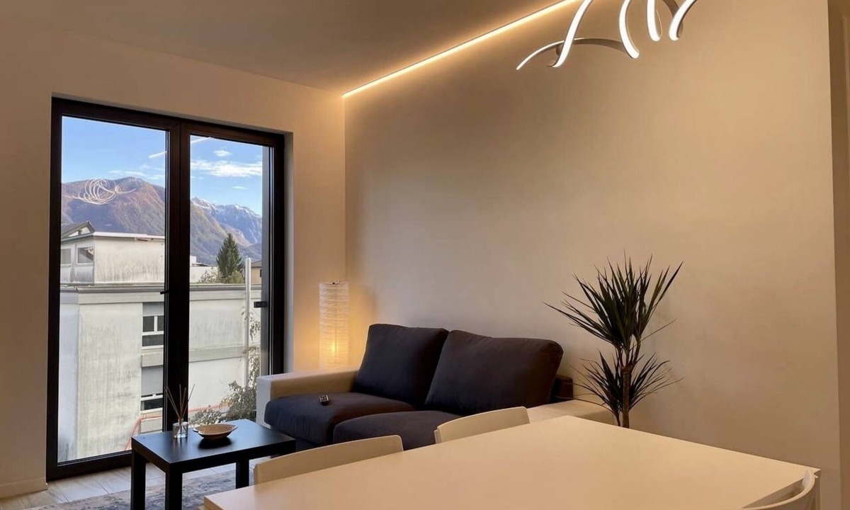 Savosa Apartment | 𝐓𝐇𝐄 𝐖𝐇𝐈𝐓𝐄 𝐒𝐔𝐈𝐓𝐄 𝐈𝐍 𝐋𝐔𝐆𝐀𝐍𝐎