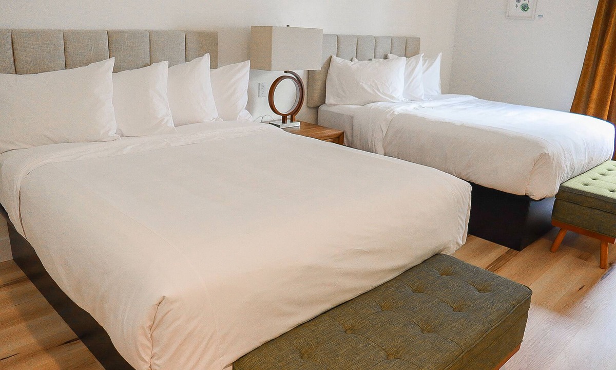 Gold Beach Hotel | The Wildflower Inn