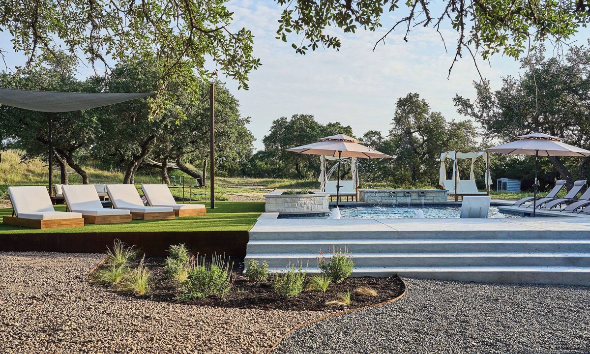 Long Branch Valley House | The Willie House
